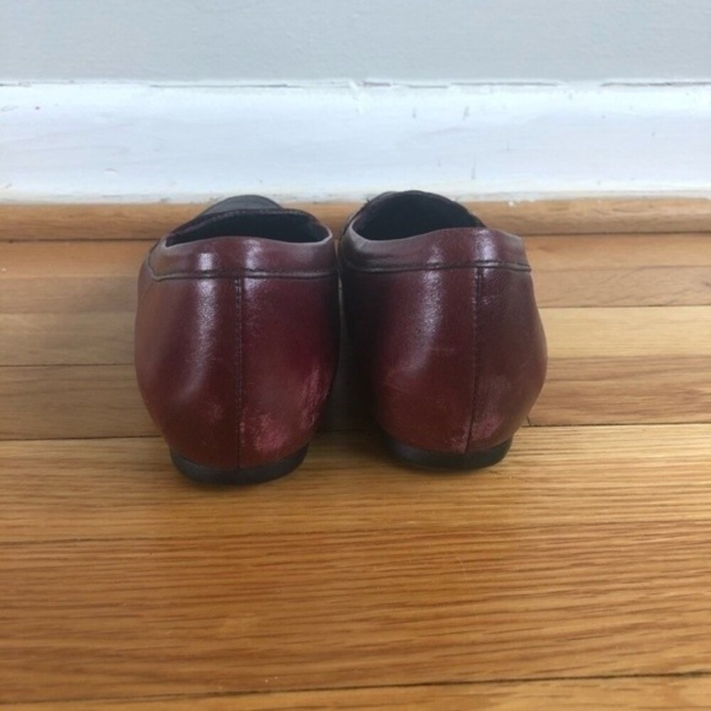Munro Loafers Burgundy Leather Crocodile Penny Loafer Flat - Picture 4 of 7